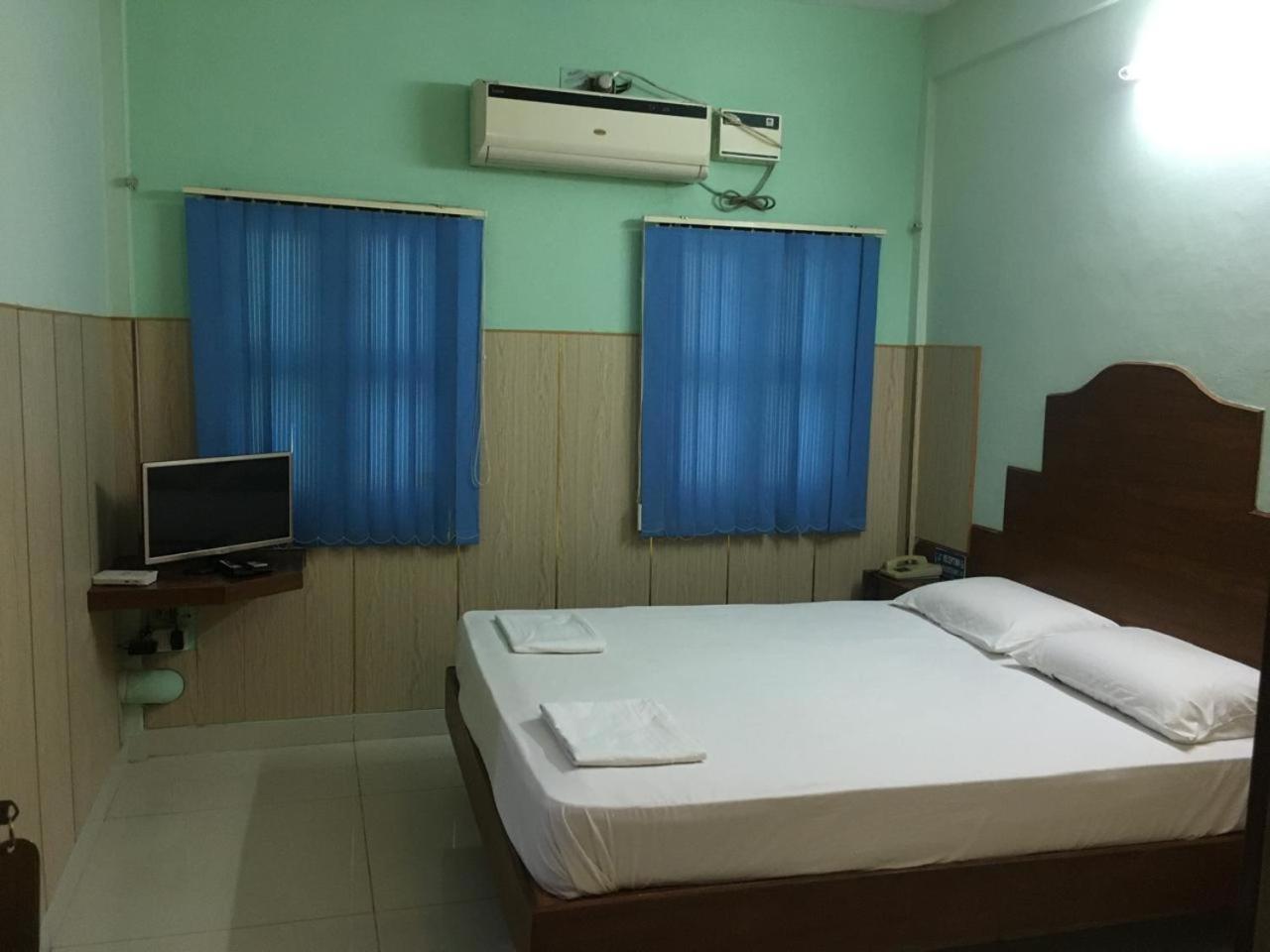 Valli Hotel Thanjavur Exteriér fotografie